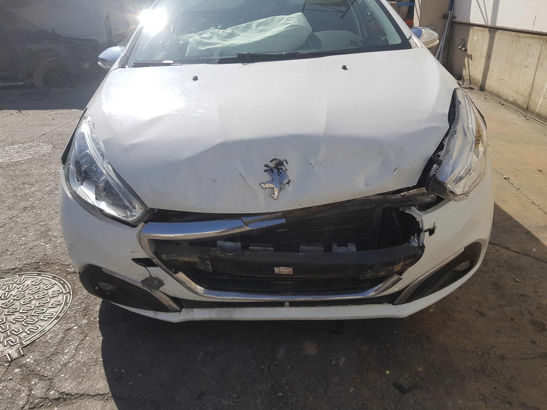 PEUGEOT 208 Peugeot 208 (2012-2015) Стеклоподъемник передней левой двери 9816402180,9816402180 27258643