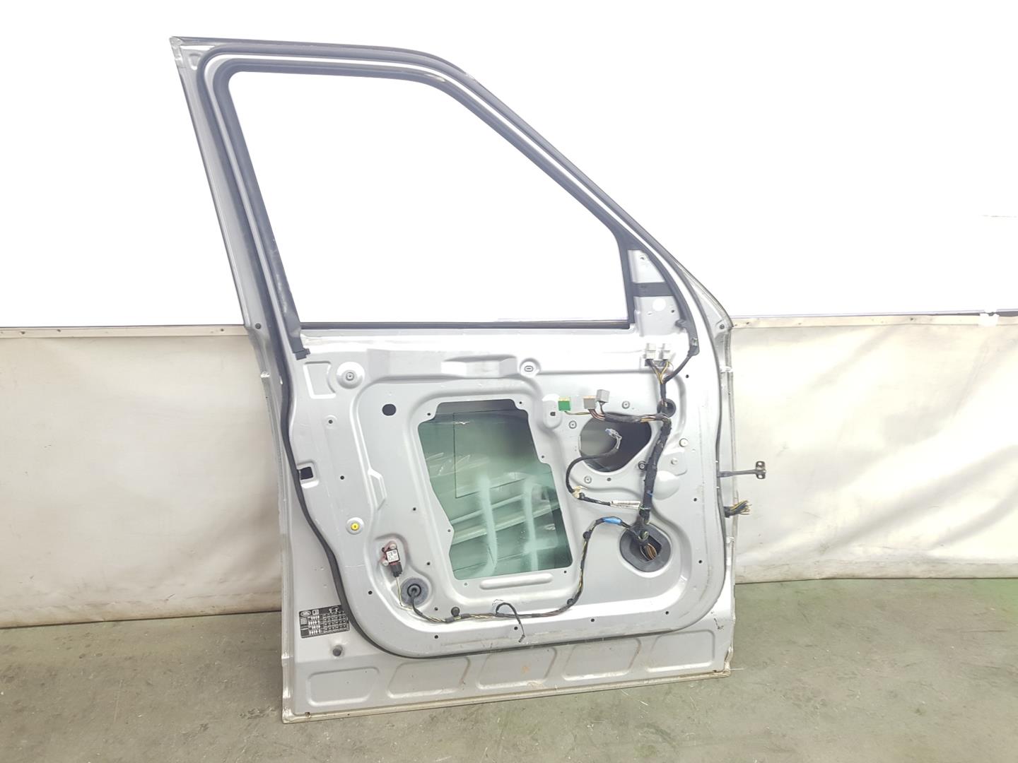 LAND ROVER Range Rover Sport 1 generation (2005-2013) Front Left Door LR016465, AH3220125BA 19809318