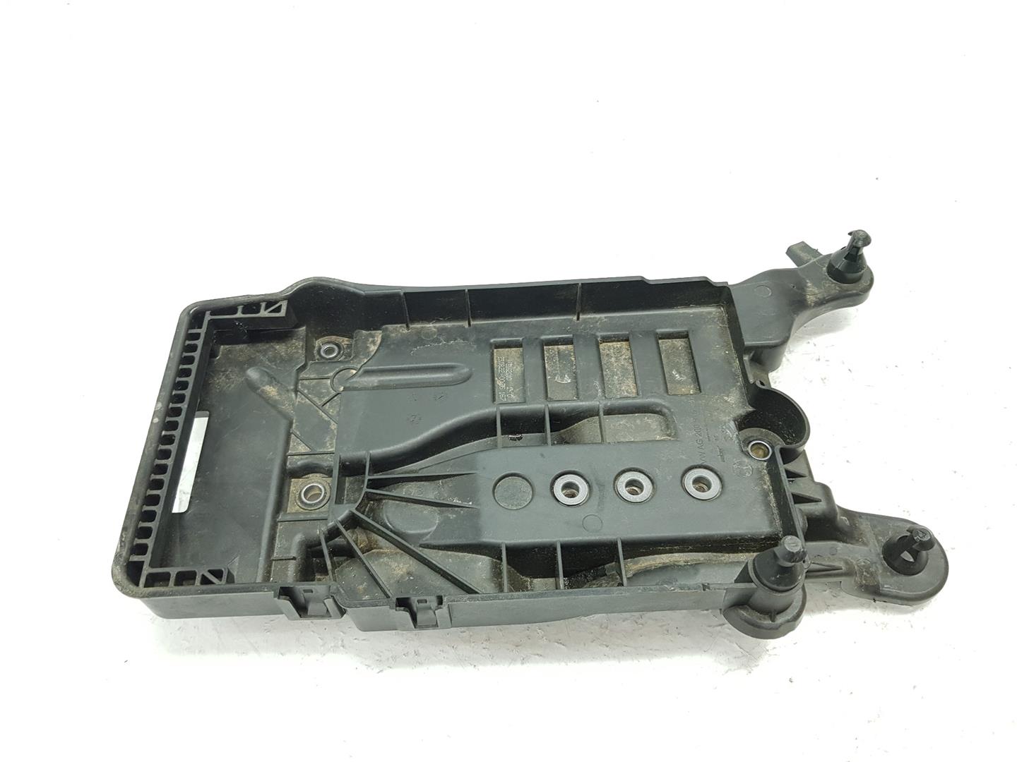 SEAT Alhambra 2 generation (2010-2021) Battery holder 2Q0915331, 2Q0915331 21584471