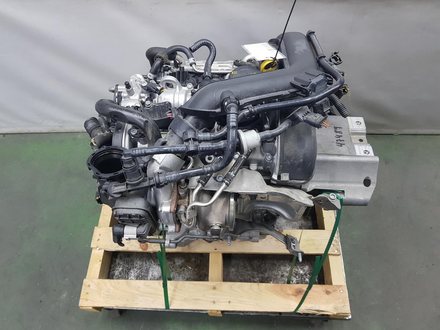 SEAT Alhambra 2 generation (2010-2021) Engine DKRF,04C100033K 19770810