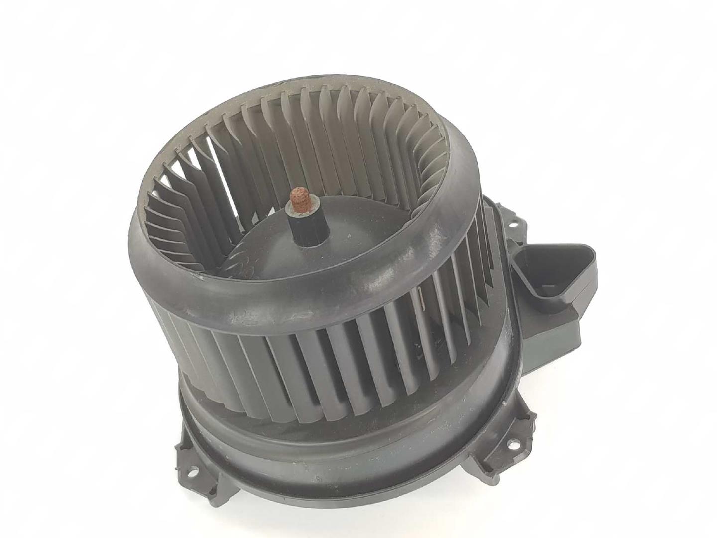 MERCEDES-BENZ A-Class W176 (2012-2018) Ventilateur de chauffage A2469061601, A2469061601 19737079