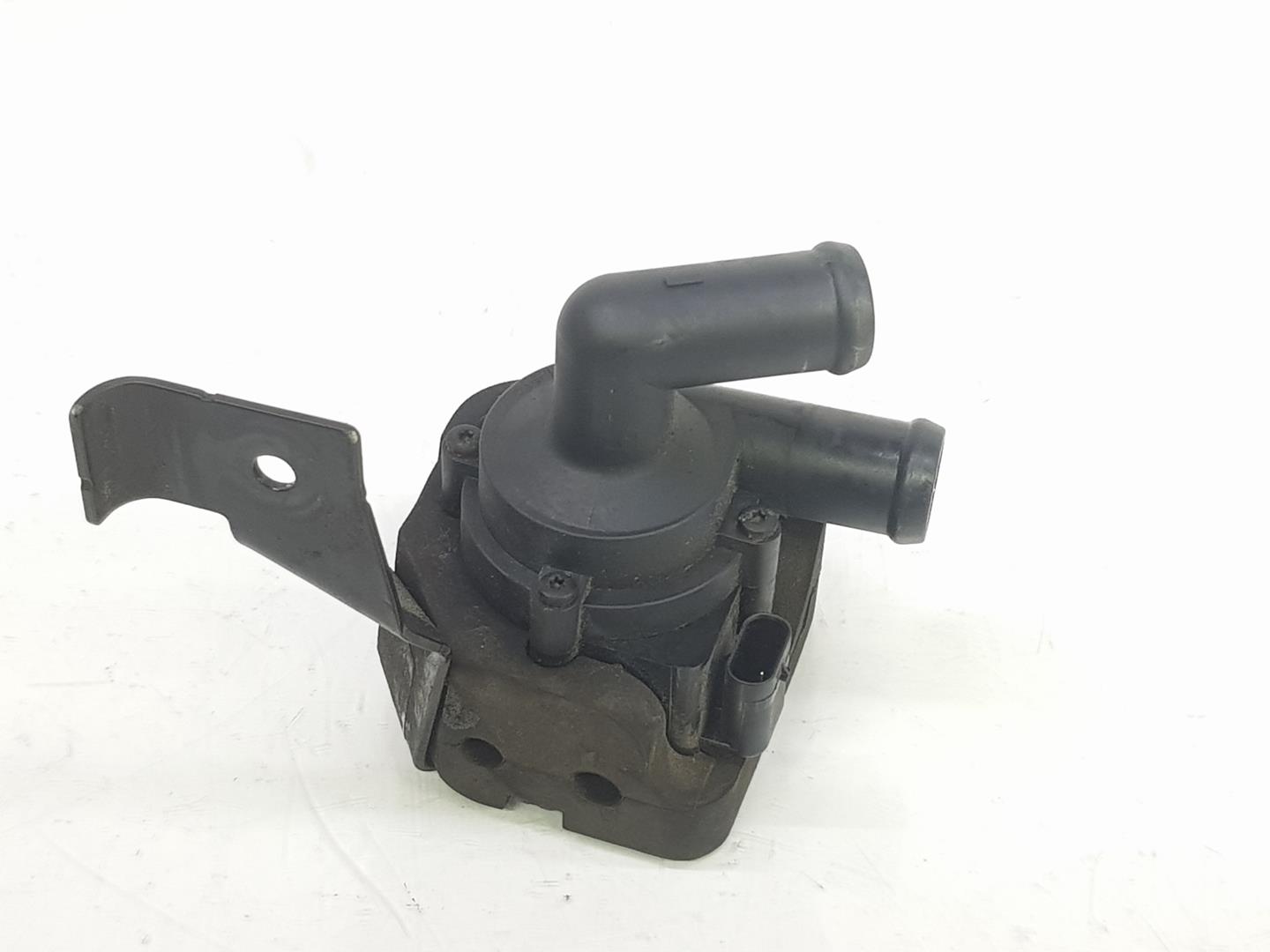 BMW 7 Series F01/F02 (2008-2015) Water Pump 64119239313, 9239313 19913675