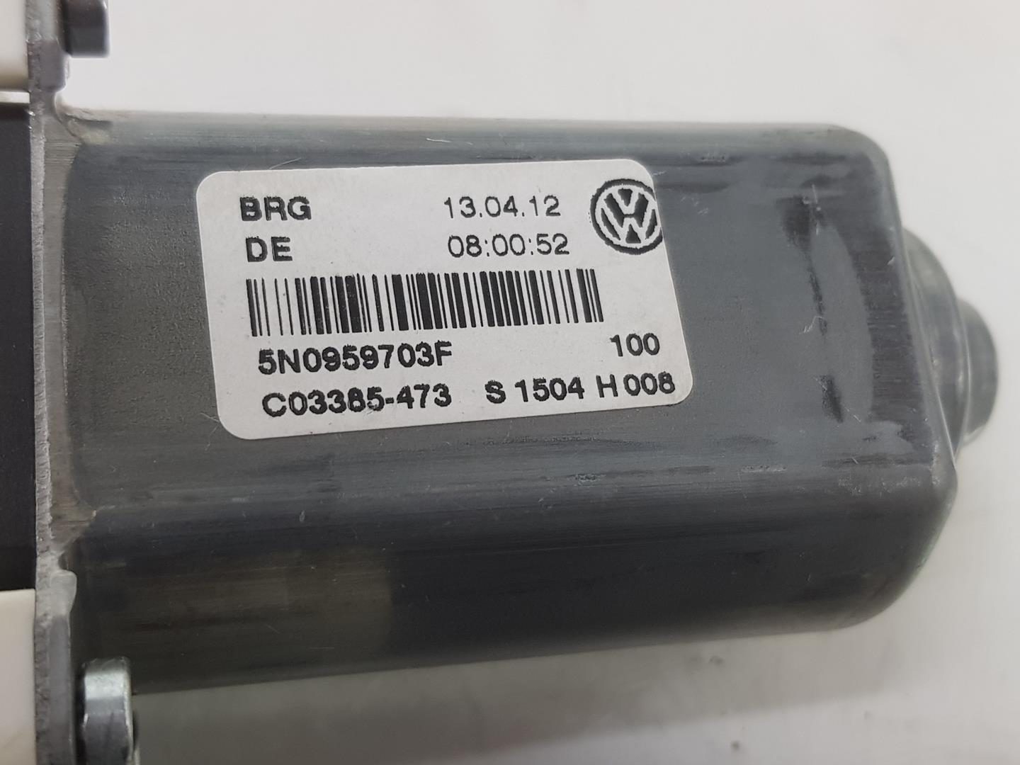 VOLKSWAGEN Tiguan 1 generation (2007-2017) Moteur de commande de vitre de porte arrière gauche 5N0959703F,5N0959703F 19737134