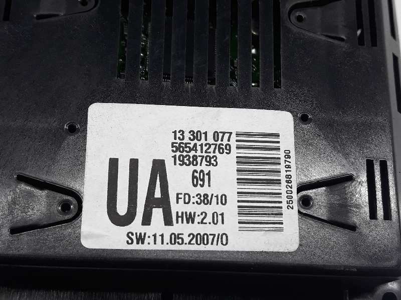 OPEL Zafira B (2005-2010) Другие внутренние детали 13301077, 13253694 19646980