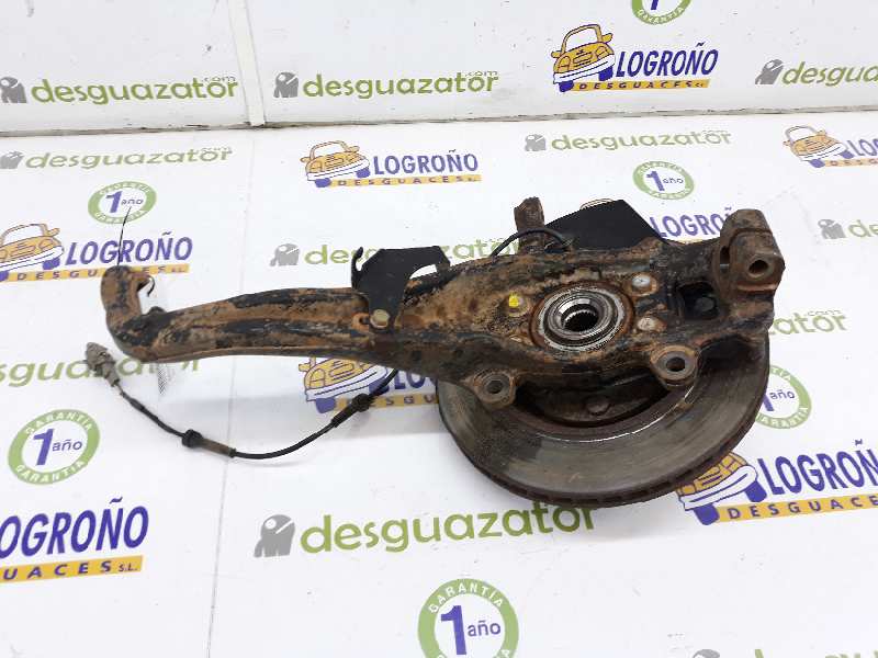 NISSAN Pathfinder R51 (2004-2014) Ступица передняя левая 40015EB000, 400155X00C 19608471