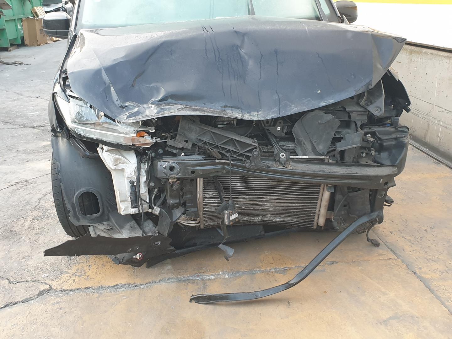 VOLKSWAGEN Caddy 4 generation (2015-2020) Маторчик стеклоподъемника передней левой двери 2K5959701A,2K5959701A 19904922