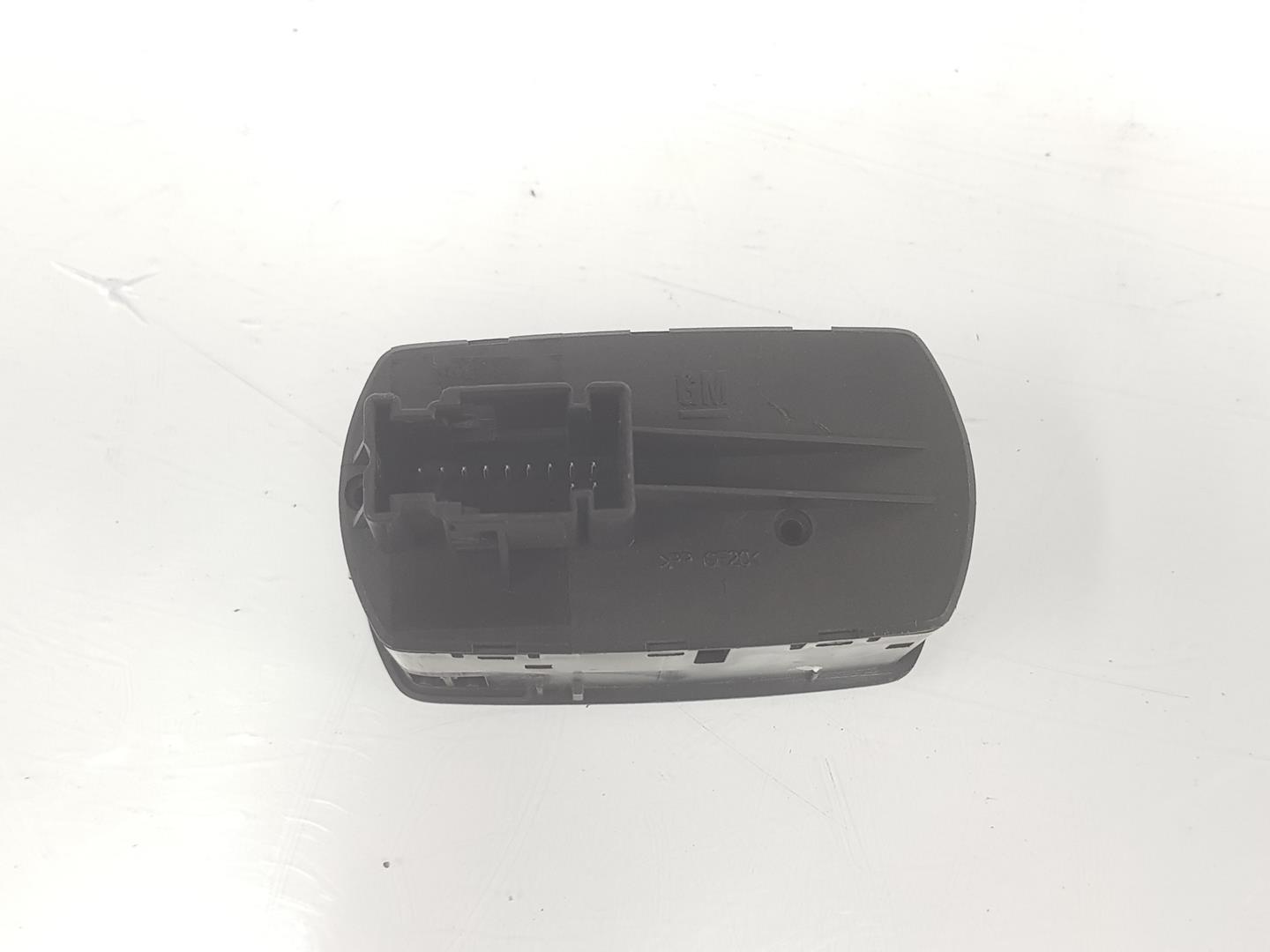 OPEL Corsa D (2006-2020) Кнопка стеклоподъемника передней левой двери 315625731, 13258521AA 24171275