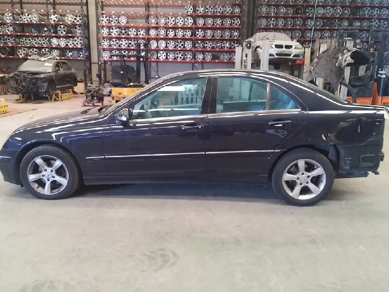 MERCEDES-BENZ C-Class W203/S203/CL203 (2000-2008) Други интериорни части A2038204601, A2038204601 19873853