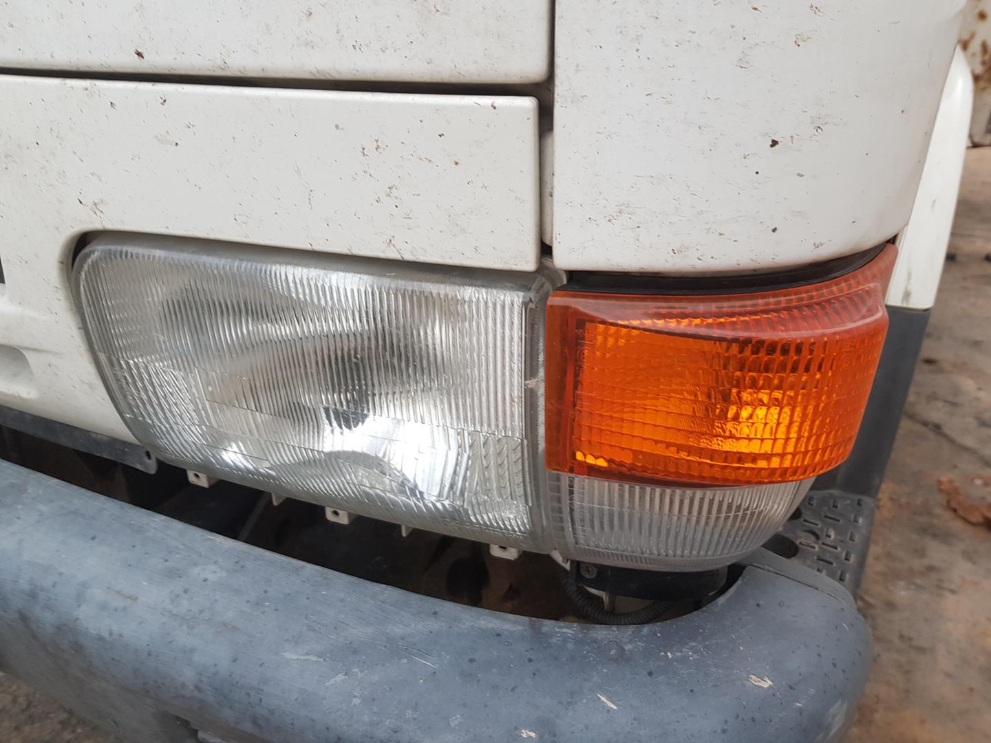 NISSAN Крышка клапана TAPA,BALANCINES,1111AA 24219935