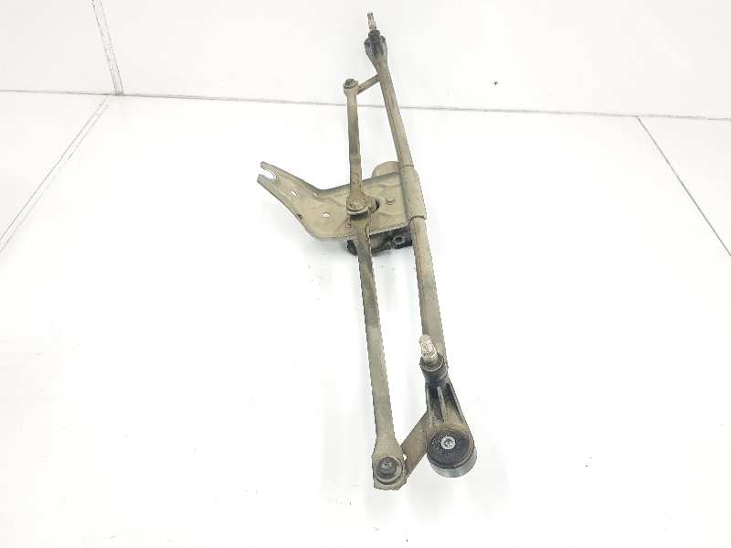 Moteur essuie-glace av SRFA 1097546 de Ford Transit caja/chasis (fm_ _, fn_ _, ff_ _) 2006-2014 116 CV - pieza usada