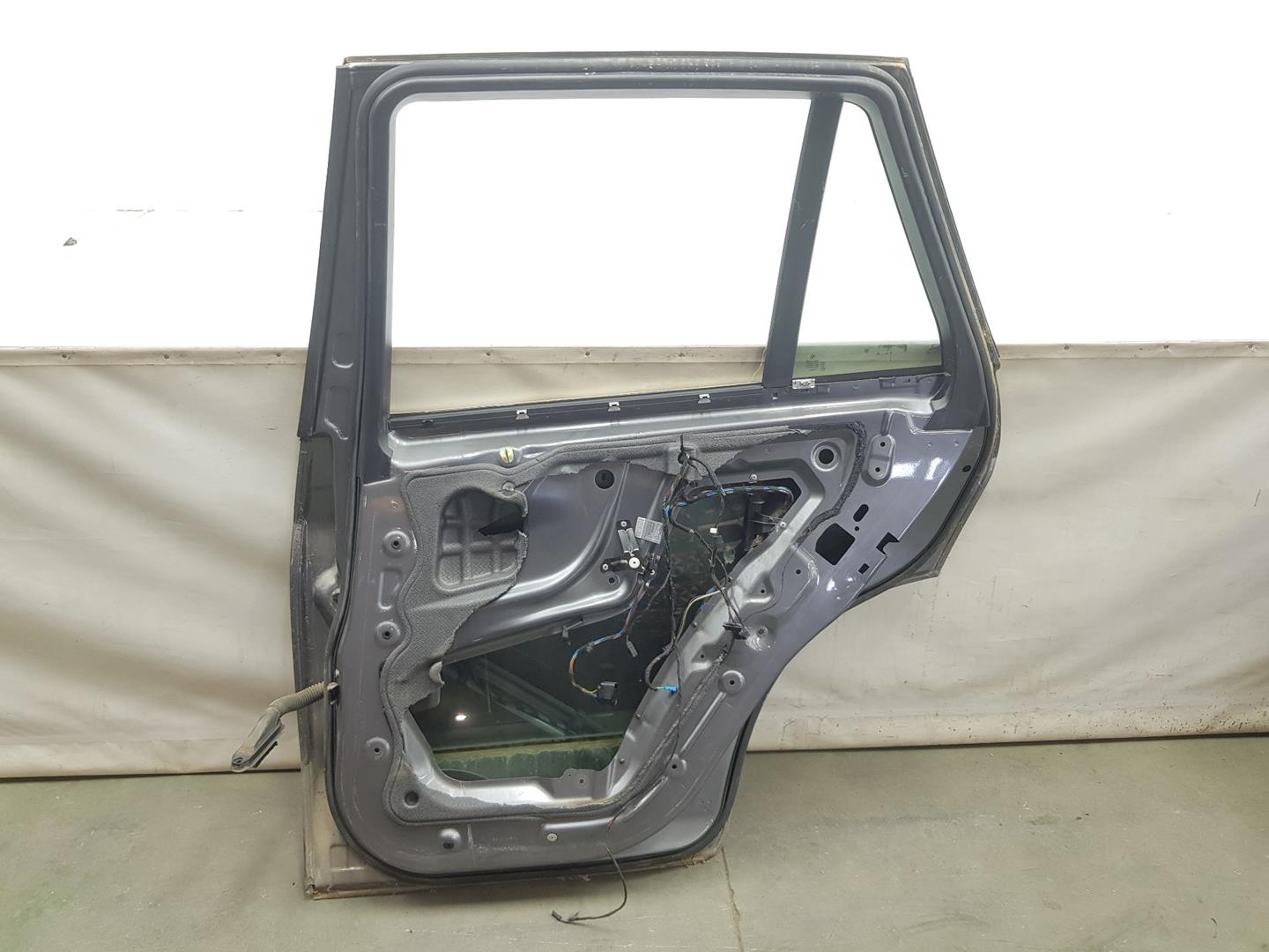 BMW X5 E70 (2006-2013) Rear Right Door 41527261482, 41527261482 19921939