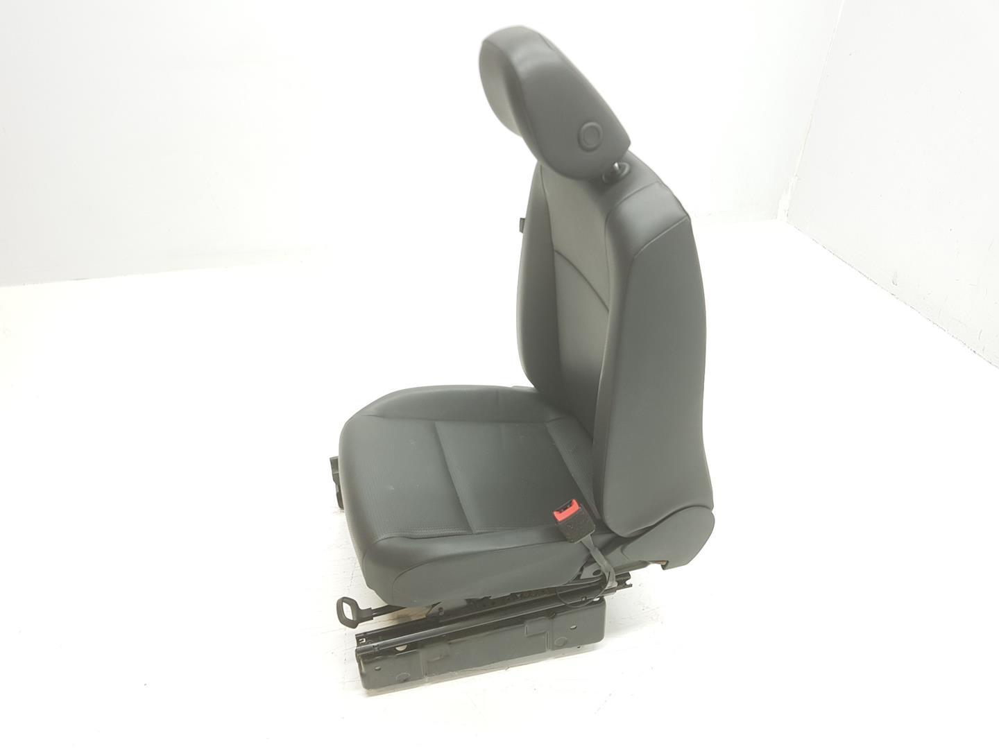 VOLKSWAGEN Caddy 4 generation (2015-2020) Priekinė dešinė sėdynė ENCUERO, MANUAL 24213753
