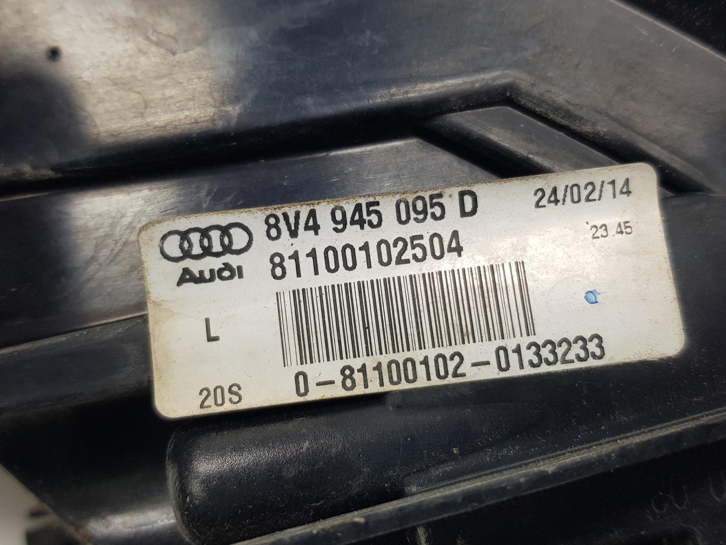 AUDI A3 8V (2012-2020) Фонарь задний левый 8V4945095D, 8V4945095D 24209107