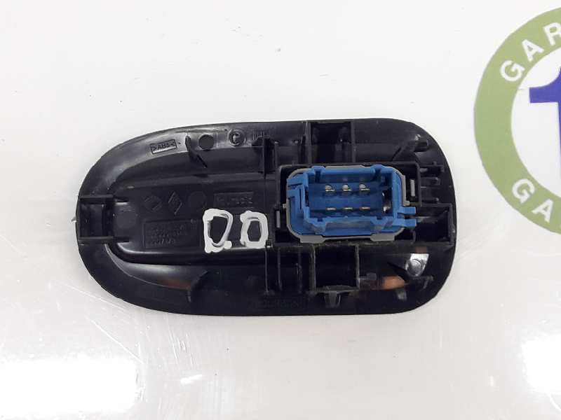 RENAULT Master 3 generation (2010-2023) Front Right Door Window Switch 8200476809, 8200476809 24056789