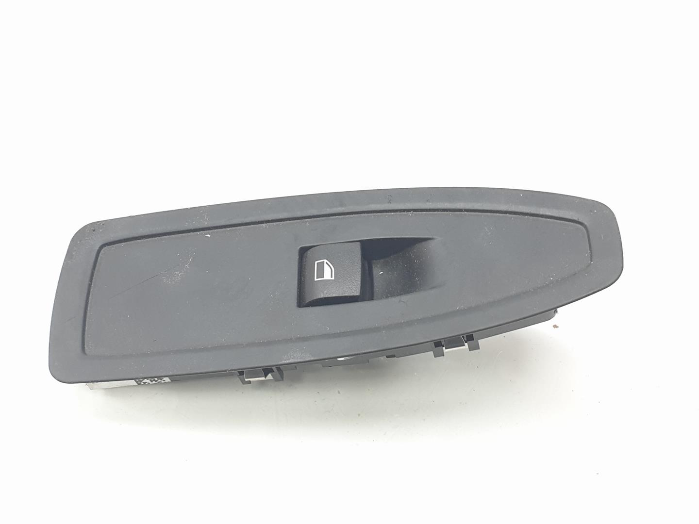 BMW 3 Series F30/F31 (2011-2020) Front Right Door Window Switch 728383505, 9208107 23894240