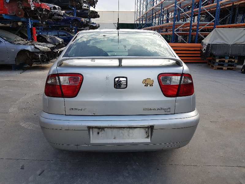 SEAT Ibiza 2 generation (1993-2002) Galinių dešinių durų langų pakėlimo mygtukas 6H0959855A, 6H0959855A 19641229