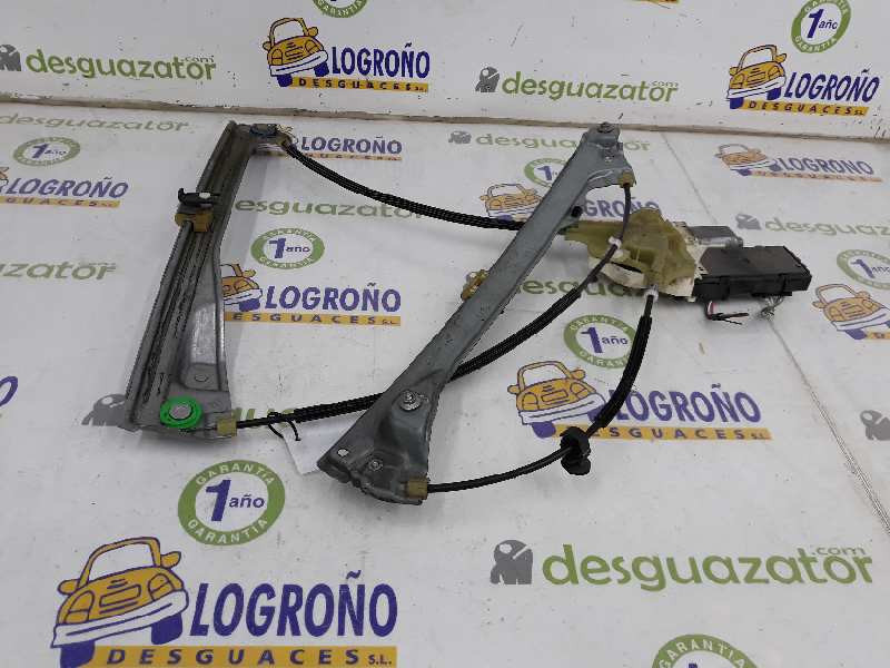 RENAULT Laguna 3 generation (2007-2015) Front Right Door Window Regulator 807000002R 19638410