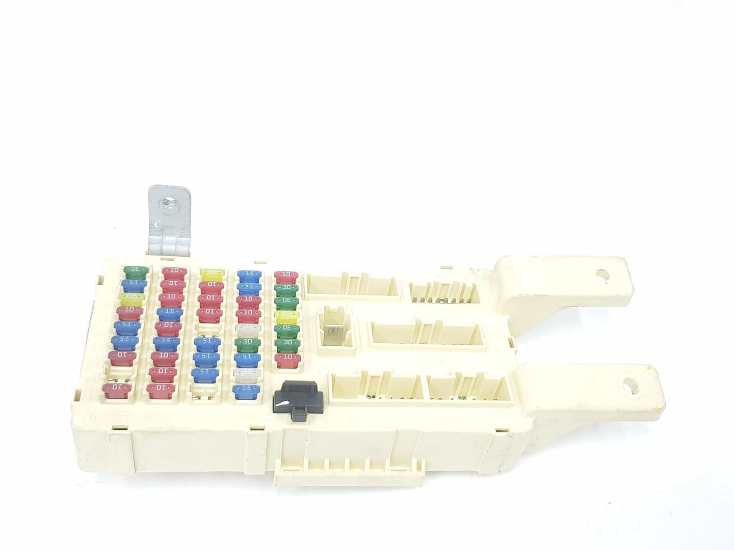 HYUNDAI Santa Fe CM (2006-2013) Fuse Box 919502B200, 919502B200 24229093