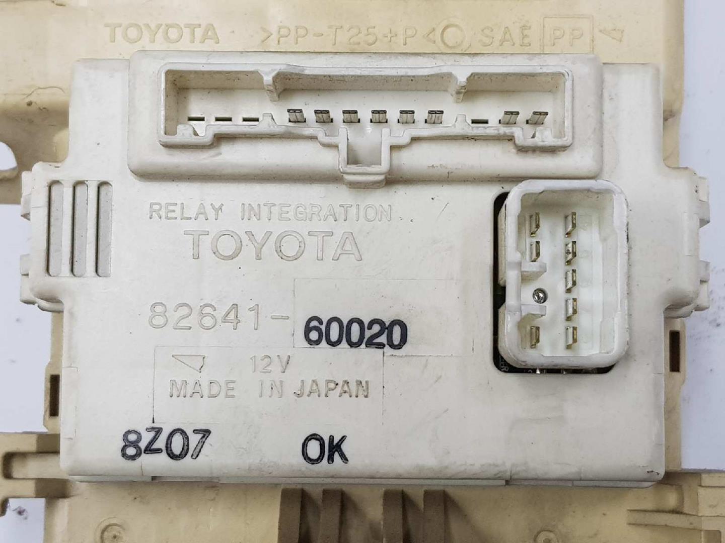 TOYOTA Land Cruiser Prado 90 Series (1996-2002) Fuse Box 8264160020, 8264160020 24093059