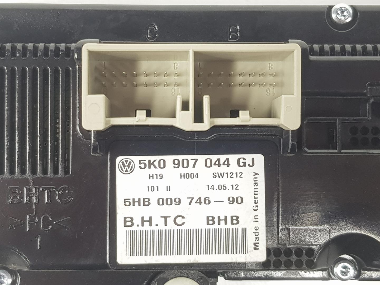 VOLKSWAGEN Tiguan 1 generation (2007-2017) Climate  Control Unit 5K0907044GJ, 5K0907044HA 19795999