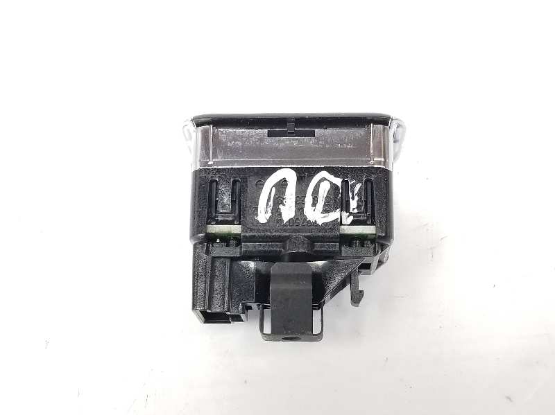 MERCEDES-BENZ GLA-Class X156 (2013-2020) Front Right Door Window Switch A2049058102, A2049058102 19732598