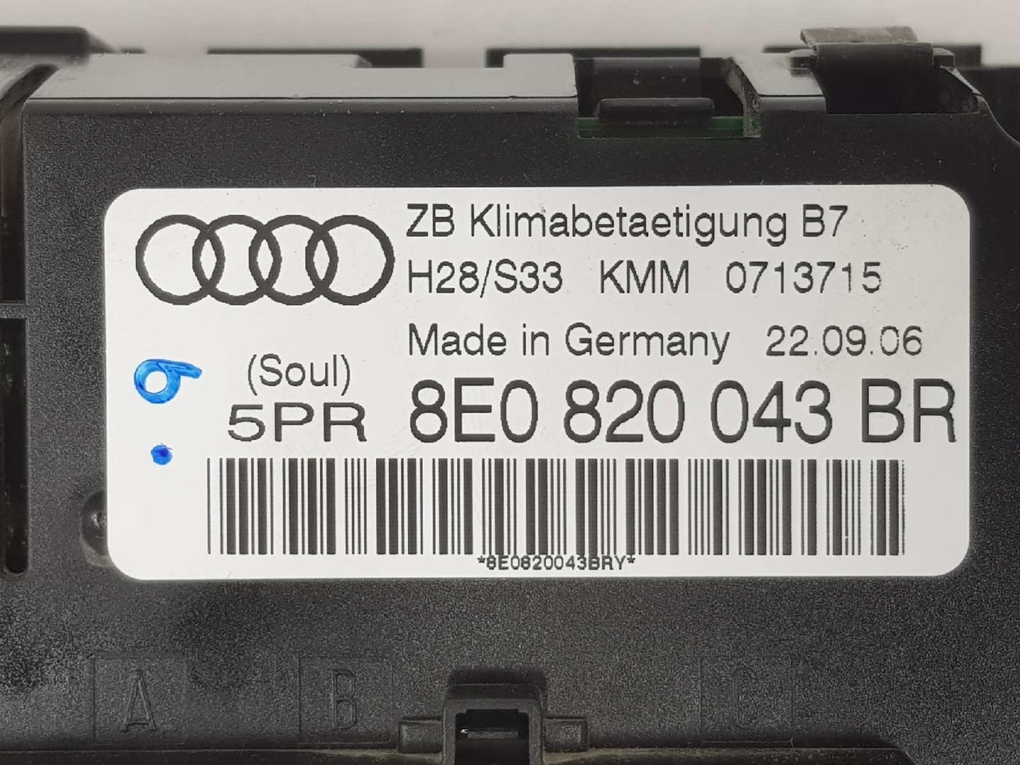 AUDI A4 B6/8E (2000-2005) Klimato kontrolės (klimos) valdymas 8E0820043BR, 8E0820043BR 19723575