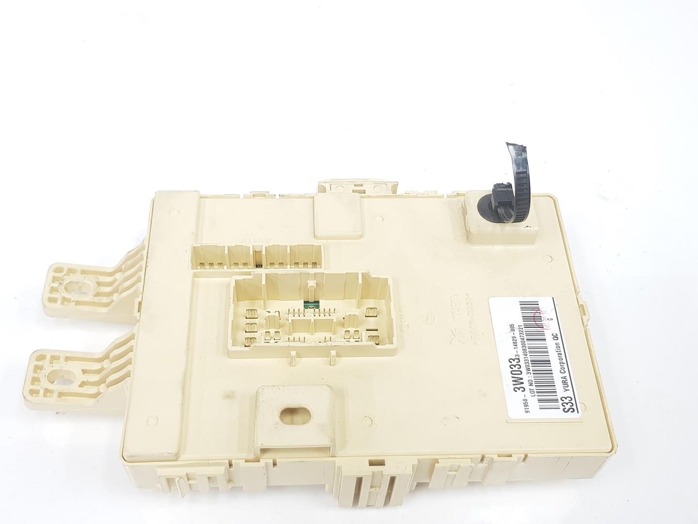 KIA Sportage 3 generation (2010-2015) Fuse Box 919503W033,919503W033 24247342