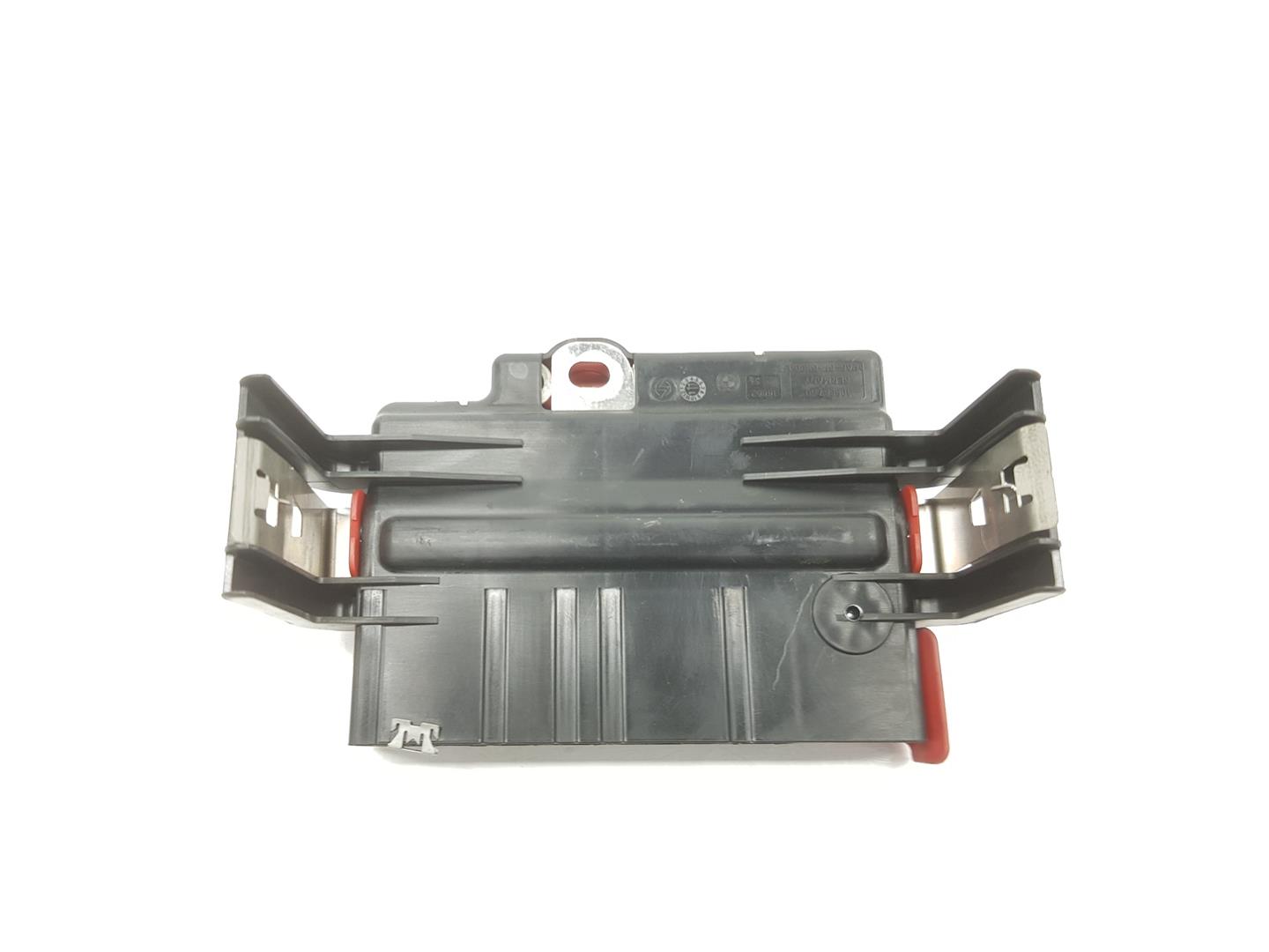 BMW 1 Series E81/E82/E87/E88 (2004-2013) Fuse Box 61146942912, 61146971370 19902075