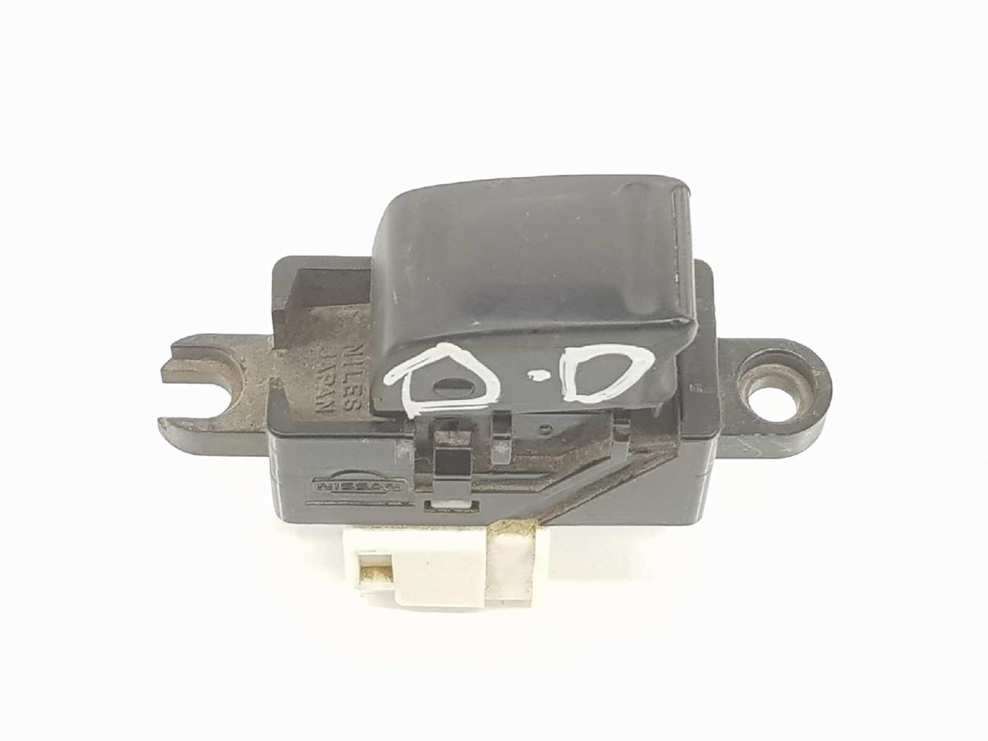 NISSAN Navara D22 (1997-2005) Front Right Door Window Switch 254110V000, 254110V000 19737804