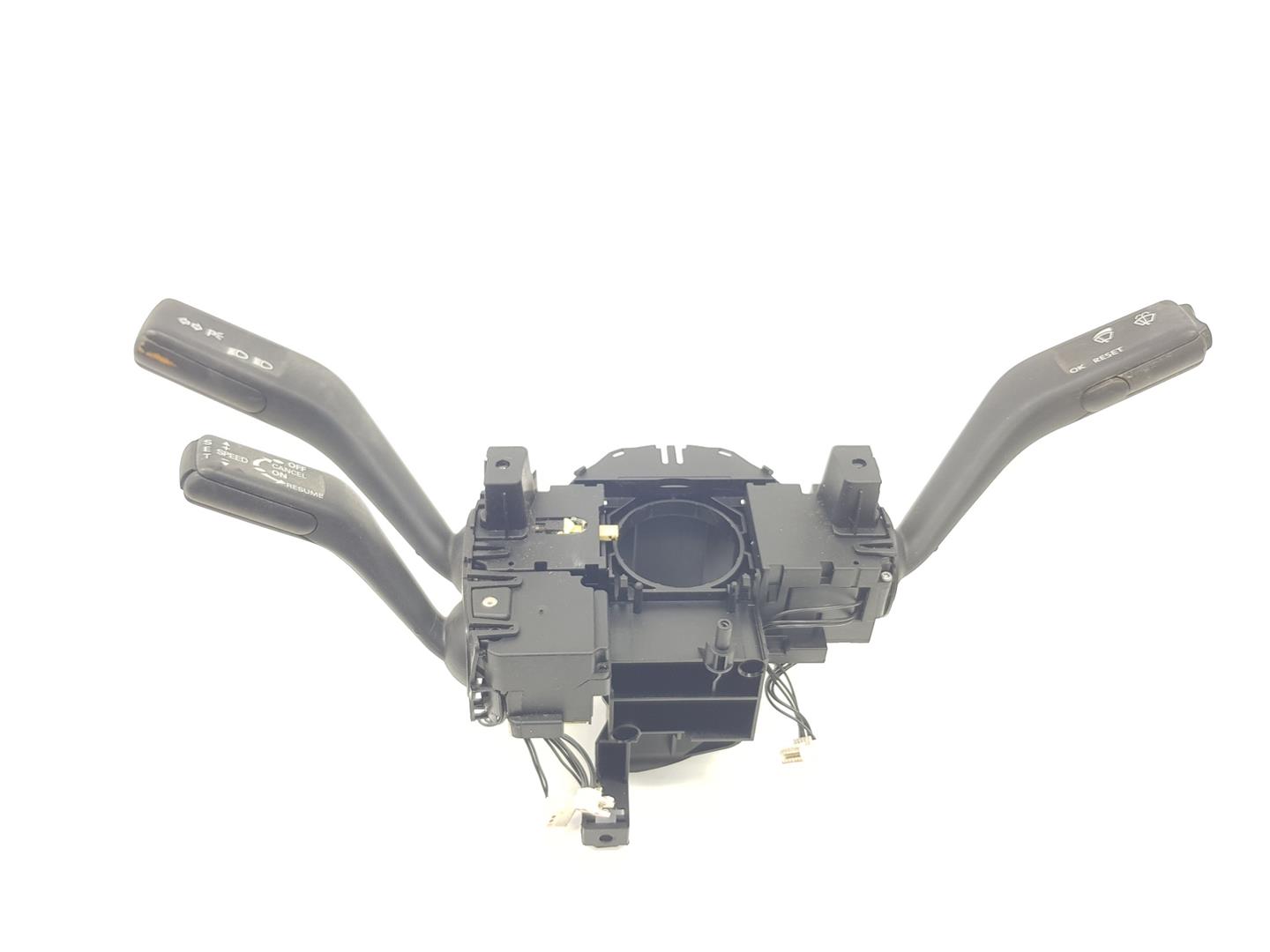 VOLKSWAGEN Passat B6 (2005-2010) Руль 3C5953513C,3C5953513S 21432666