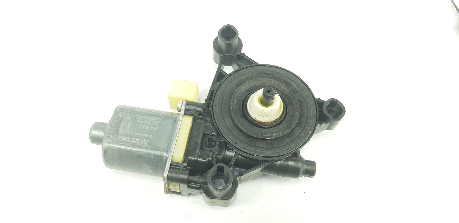 VOLKSWAGEN Tiguan 1 generation (2007-2017) Rear Left Door Window Control Motor 5Q0959801A, 5Q0959801A 19937990