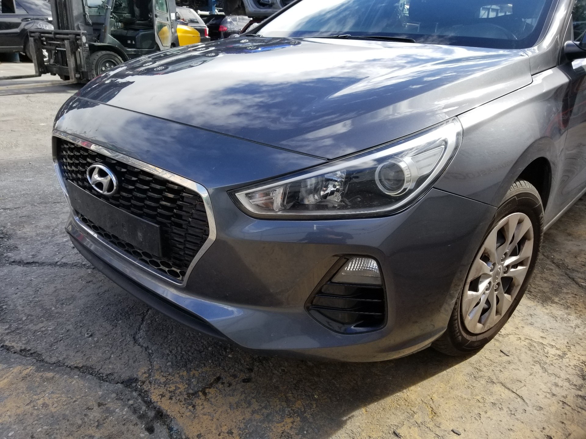 HYUNDAI i30 PD ( 3 generation) (2017-2024) Дворник крышки багажника 98811G3000,98811G3000,2222DL 19736767