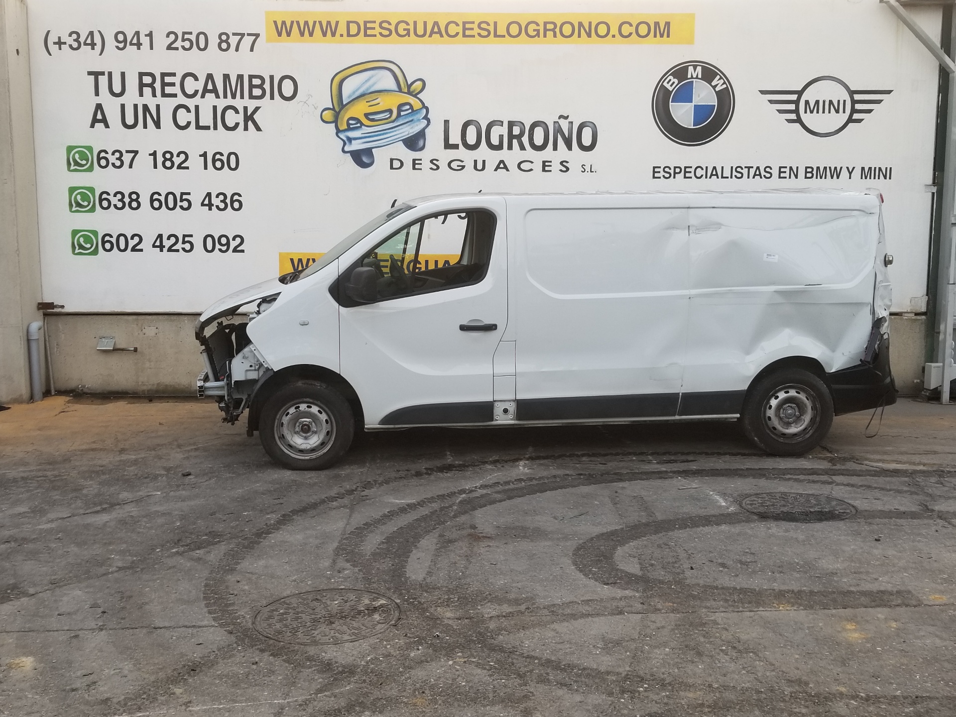 RENAULT Trafic 2 generation (2001-2015) Priekinių valytuvų mechanizmas (trapecija) 233003248R,233003248R 26904446