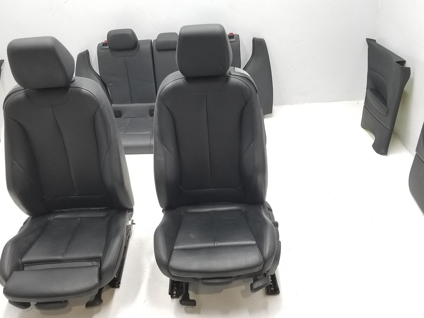 BMW 1 Series F20/F21 (2011-2020) Seats ENCUERO, MANUALES, CONPANELES 20399972