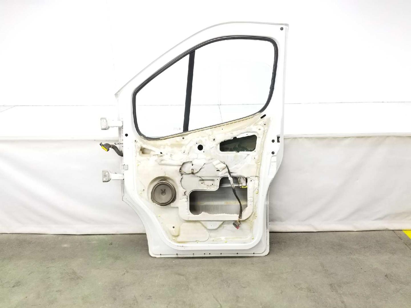 RENAULT Trafic 2 generation (2001-2015) Front Right Door 7751478601,7751478601,BLANCO 19713415