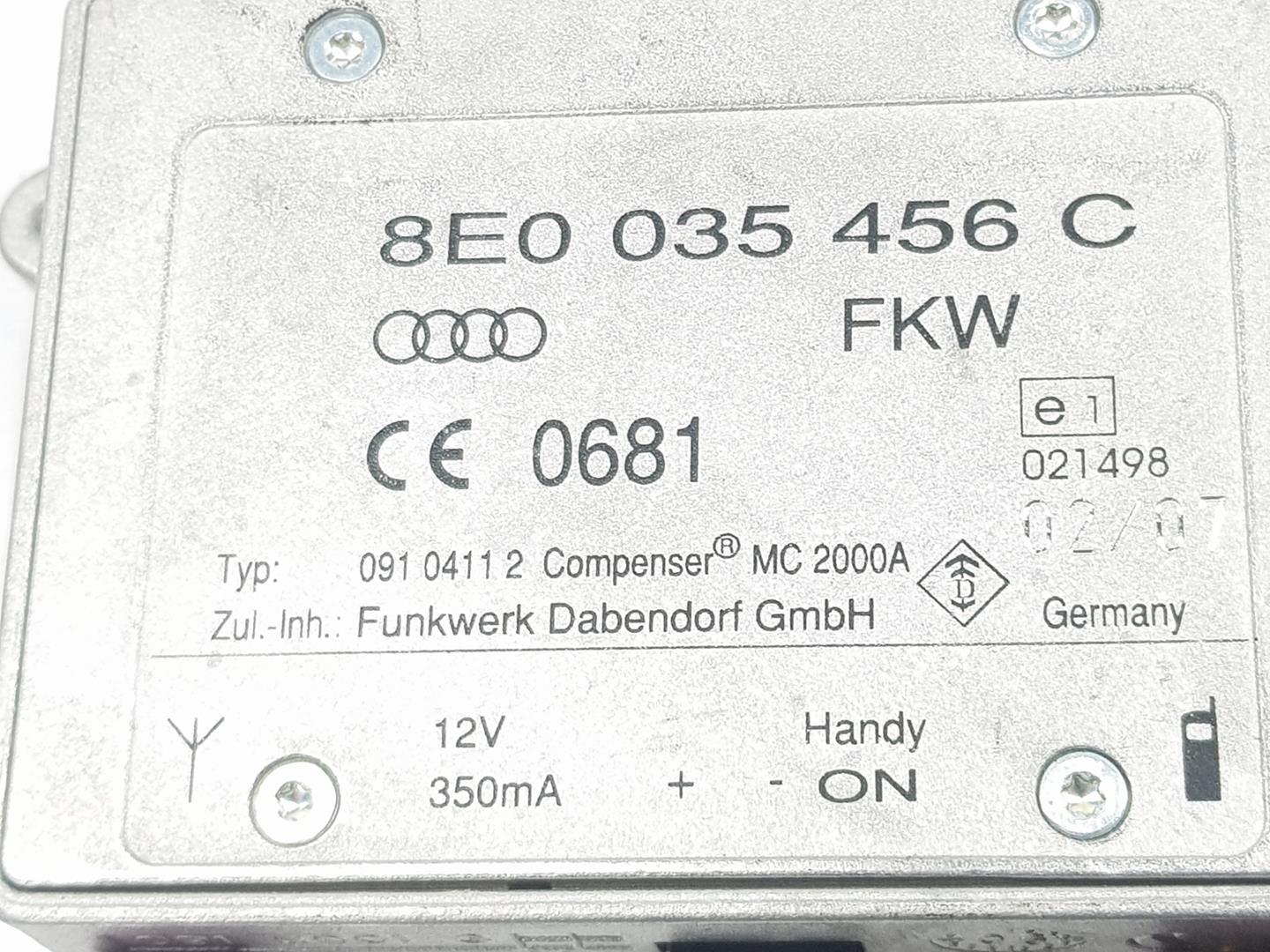 AUDI A4 B7/8E (2004-2008) Kiti valdymo blokai 8E0035456C, 8E0035456D 24206457