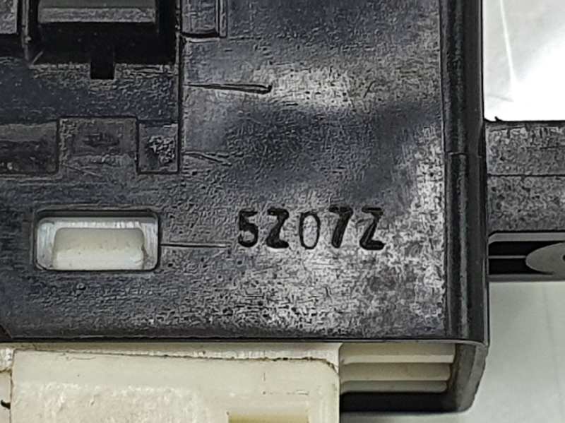 NISSAN X-Trail T30 (2001-2007) Rear Right Door Window Control Switch 254110V000, 254110V000 19745993