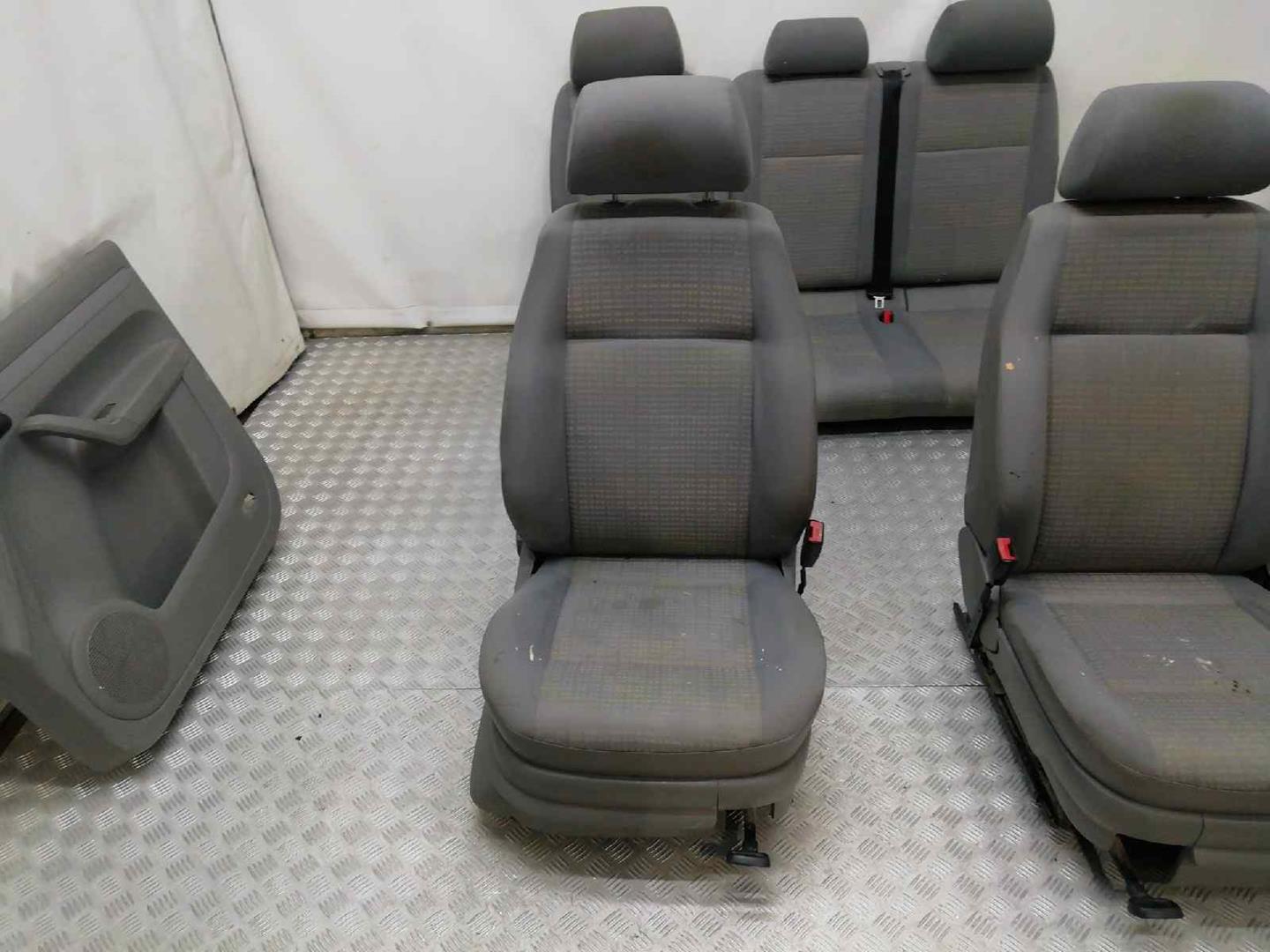 VOLKSWAGEN Caddy 3 generation (2004-2015) Seats ASIENTOSTELA, ASIENTOSMANUALES 19890963