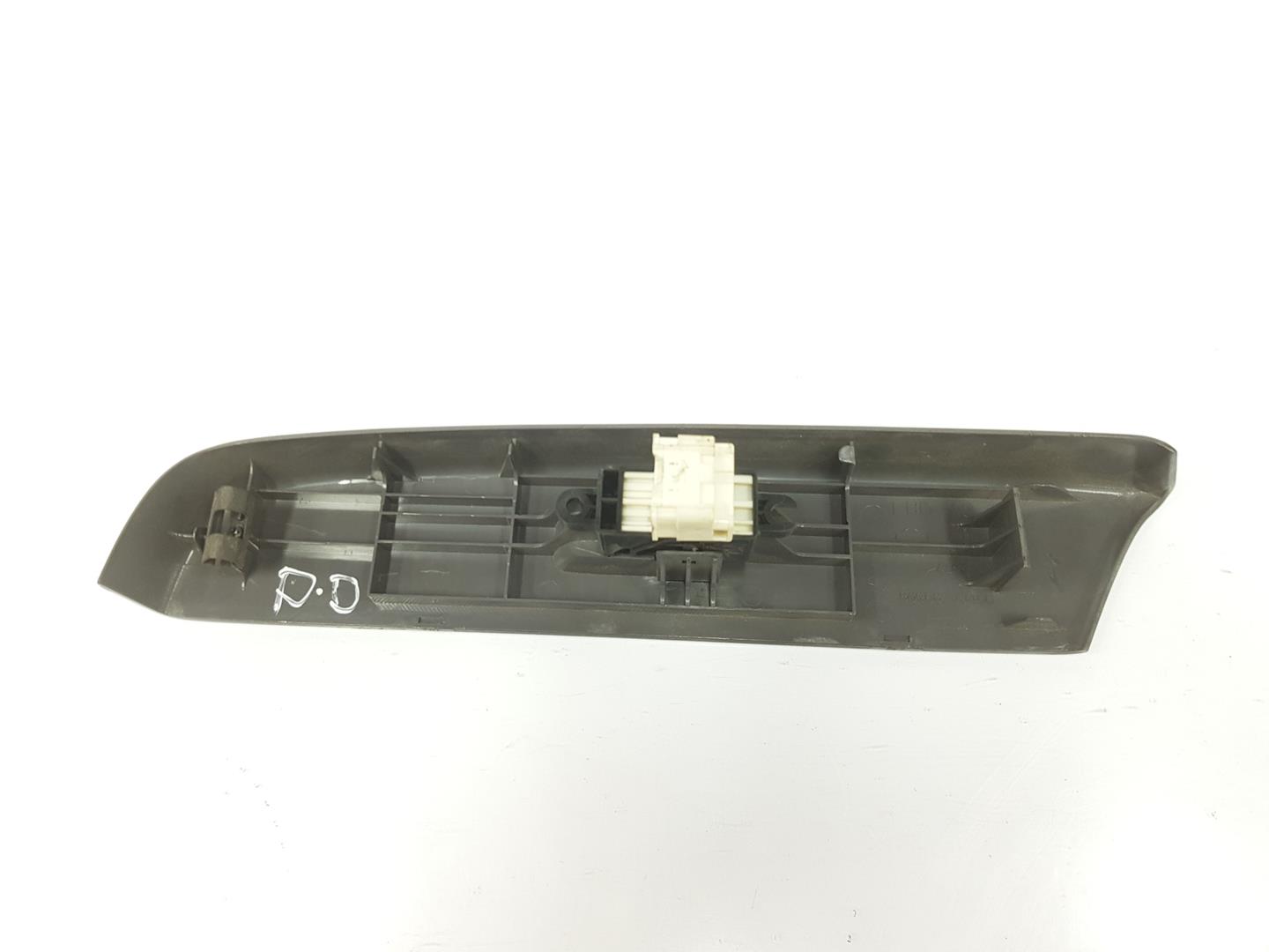 NISSAN Navara D22 (1997-2005) Front Right Door Window Switch 254110V000, 254110V000 19925194