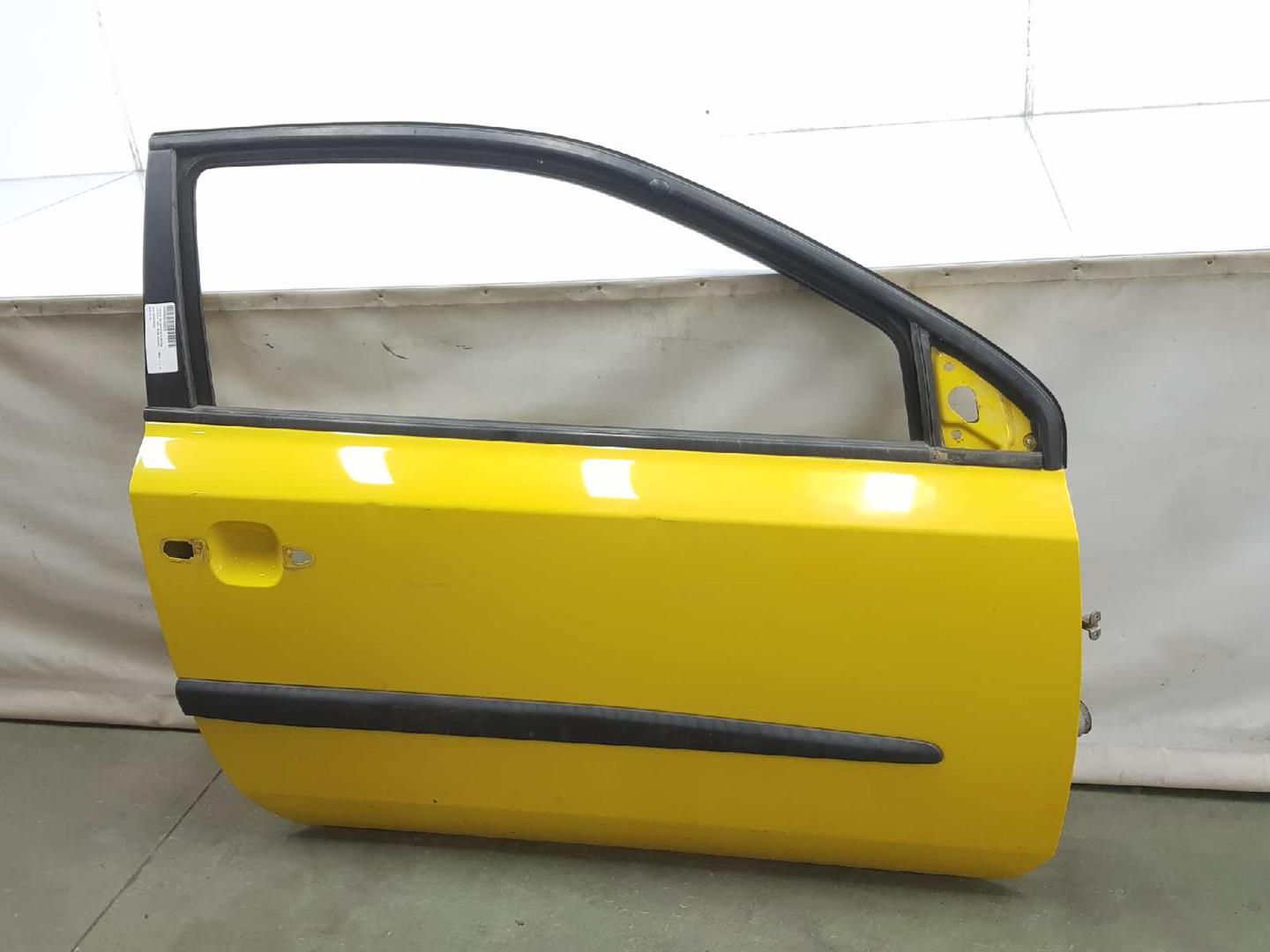 FIAT Stilo 1 generation (2001-2010) Front Right Door 0046752830,46752830,COLORAMARILLO 19742048