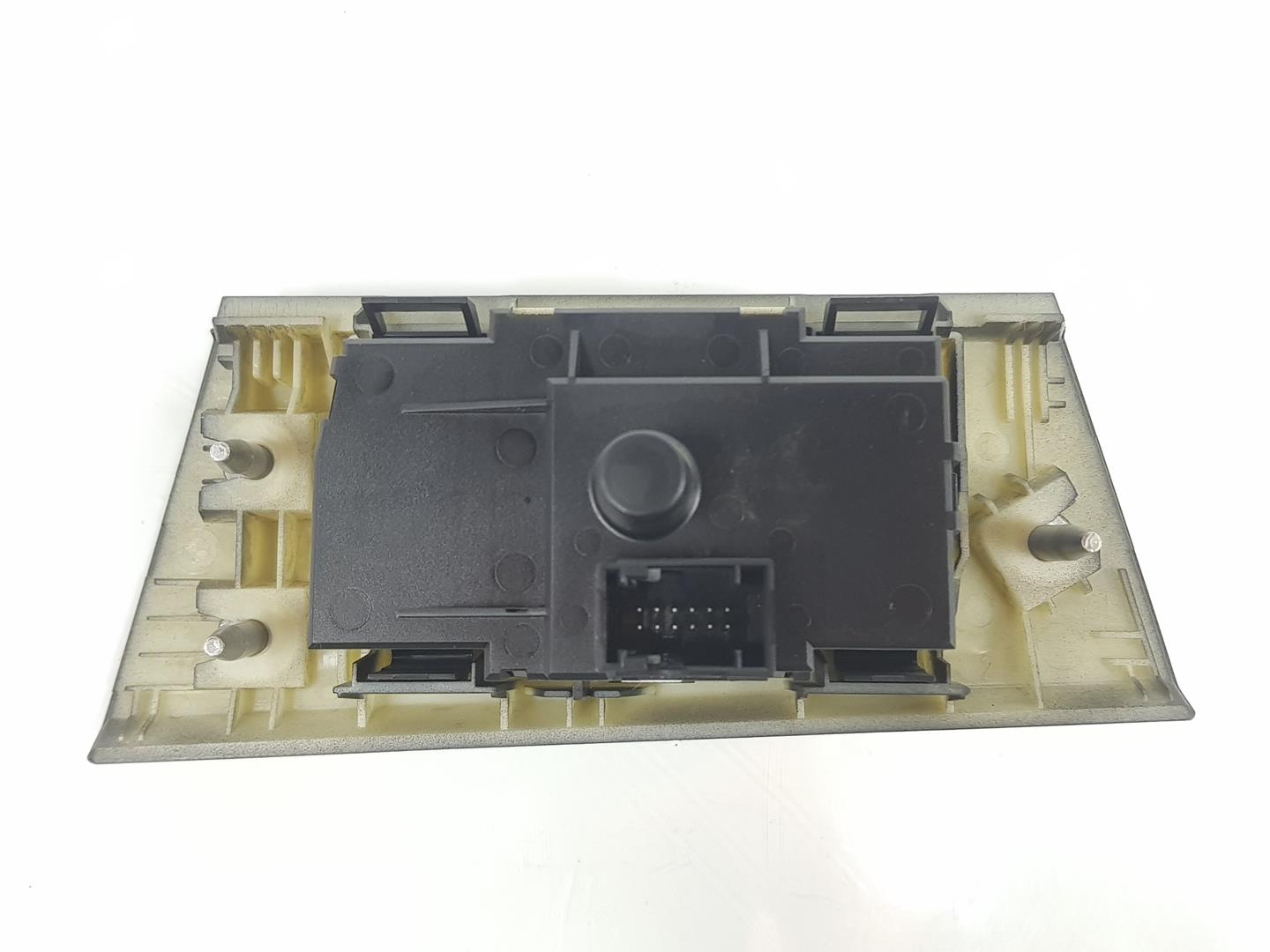 BMW 3 Series E90/E91/E92/E93 (2004-2013) Headlight Switch Control Unit 6932798, 61316932798 23894319