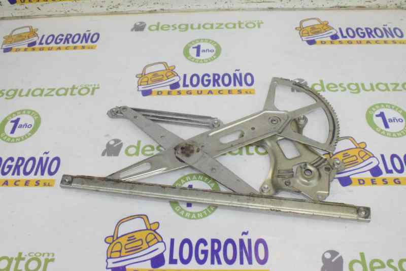 TOYOTA RAV4 2 generation (XA20) (2000-2006) Front Right Door Window Regulator 6980152080 23777279