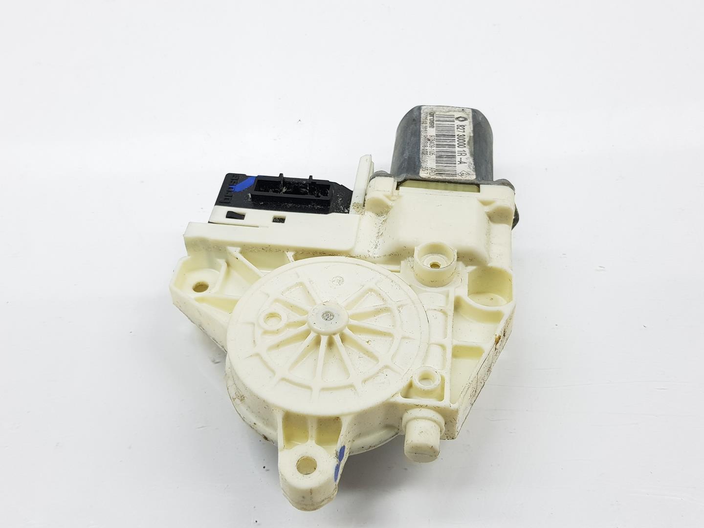 RENAULT Laguna 3 generation (2007-2015) Moteur de commande de vitre de porte arrière droite 0130822331, 827300001R 23754902