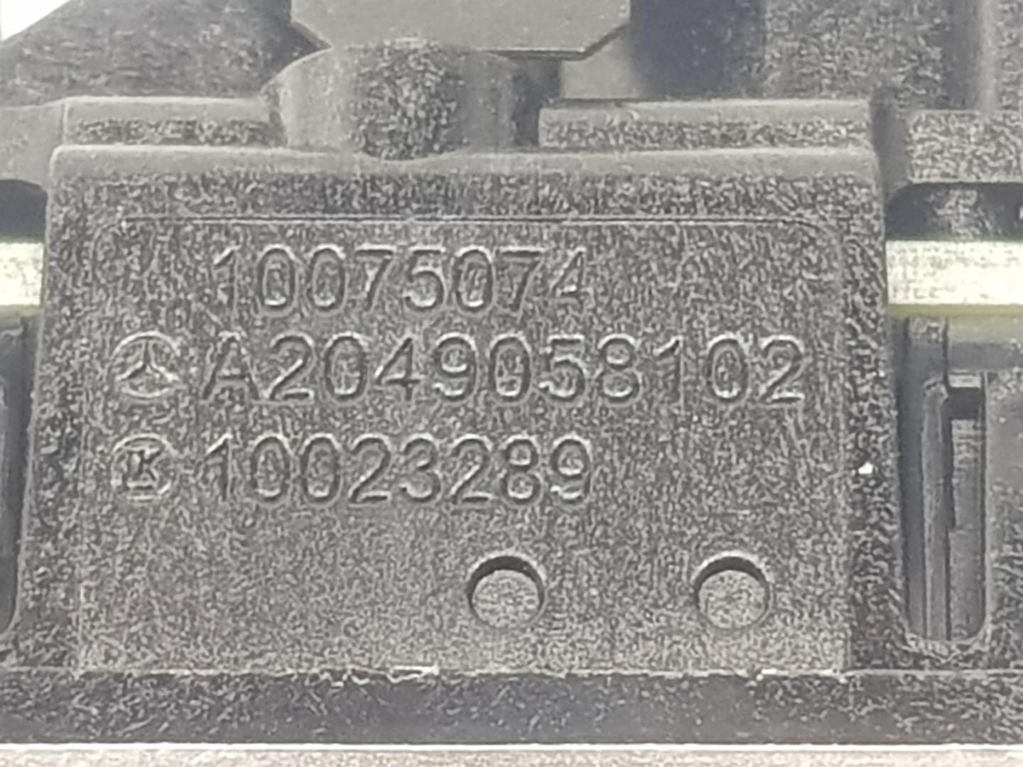 MERCEDES-BENZ M-Class W166 (2011-2015) Кнопка стеклоподъемника задней правой двери A2049058102, A2049058102 24222184