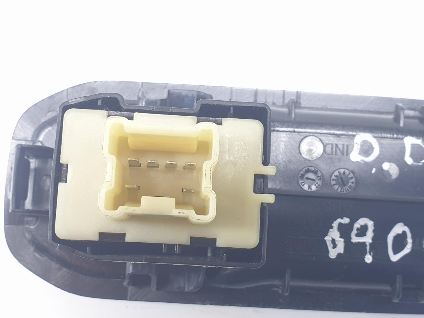 DACIA Duster 1 generation (2010-2017) Front Right Door Window Switch 254218614R, 254218614R 24241518