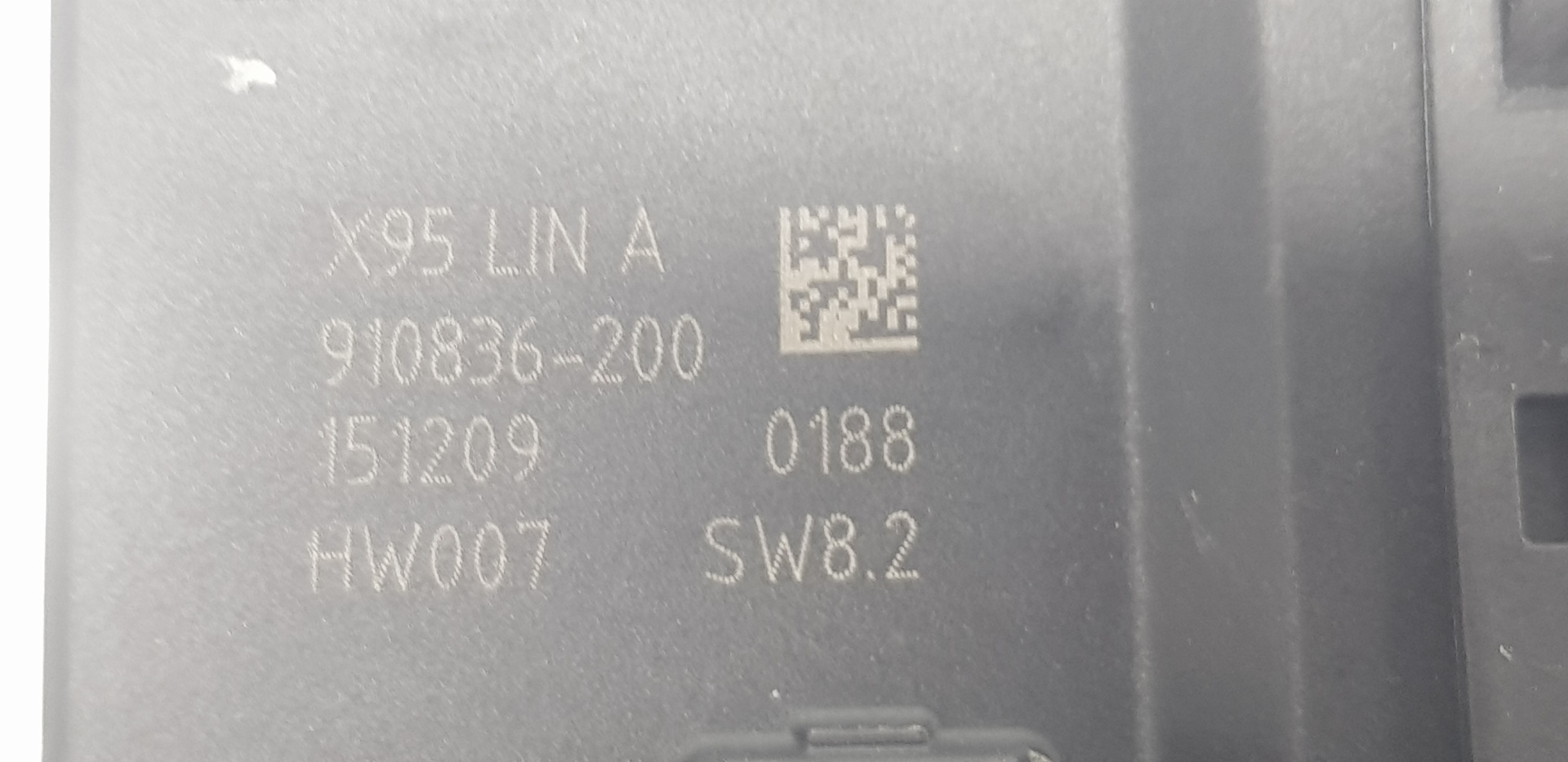 RENAULT Scenic 3 generation (2009-2015) Priekinių dešinių durų stiklo pakelėjo varikliukas 807302741R, 807302741R 19937888