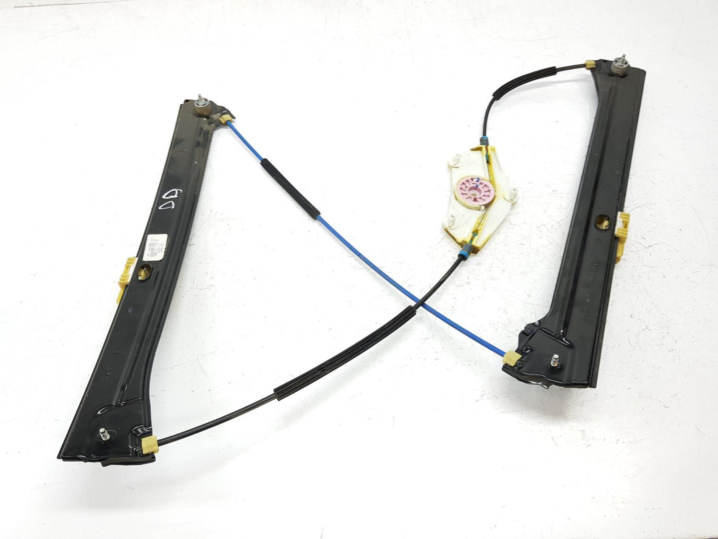 VOLKSWAGEN Touran 3 generation (2015-2023) Front Right Door Window Regulator 5TA837462,5TA837462 24206461