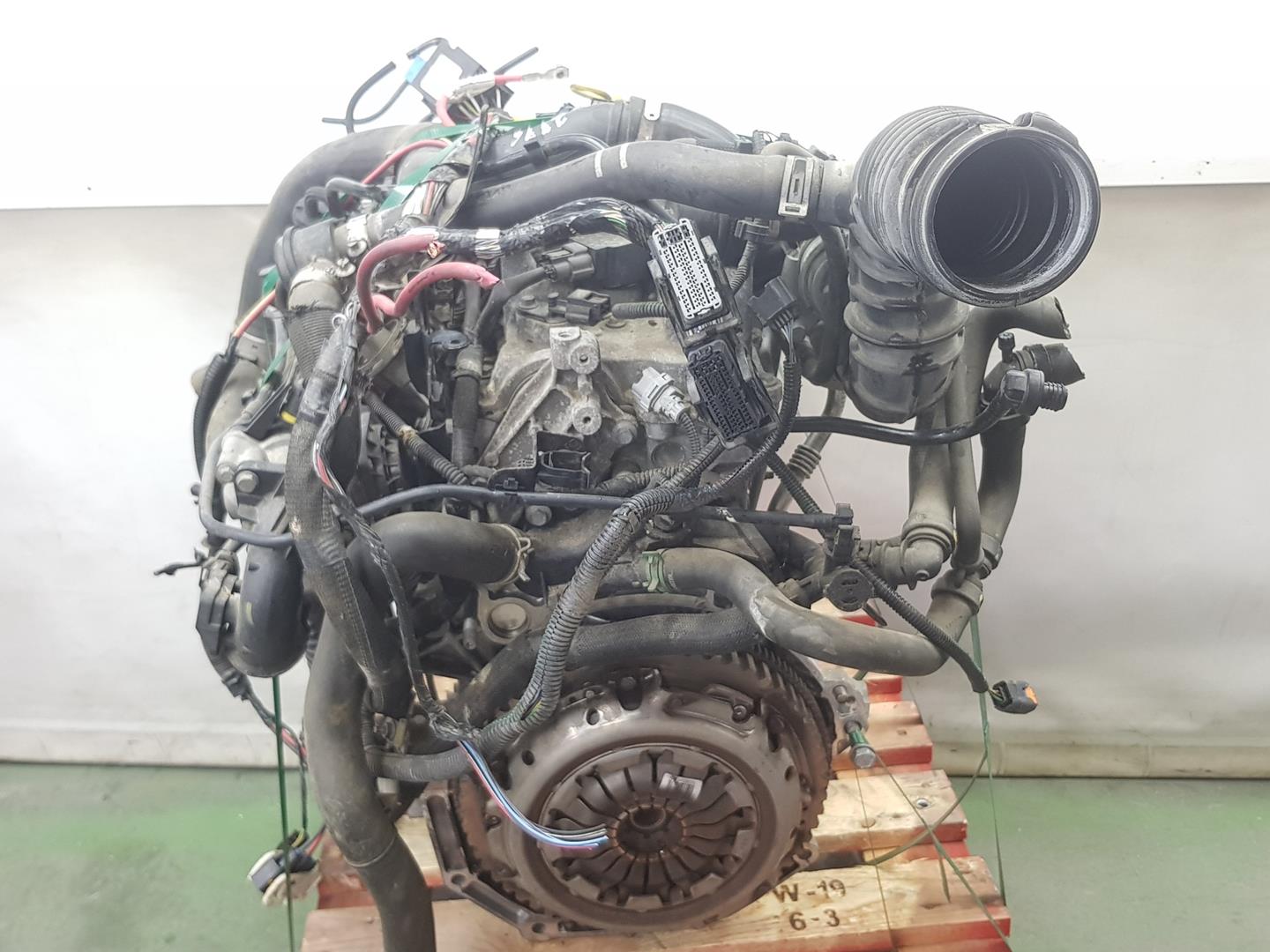 DACIA Sandero 2 generation (2013-2020) Engine H4B400 24693423