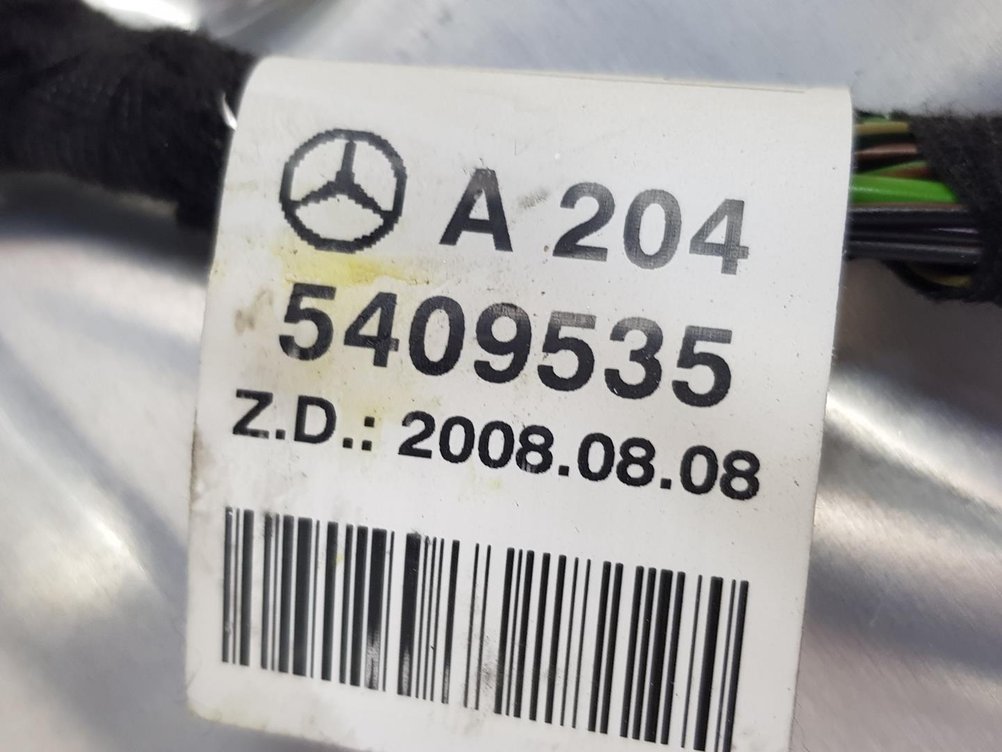 MERCEDES-BENZ C-Class W204/S204/C204 (2004-2015) Priekšējo kreiso durvju logu pacēlājs A2047200579, A2045409535 19936642