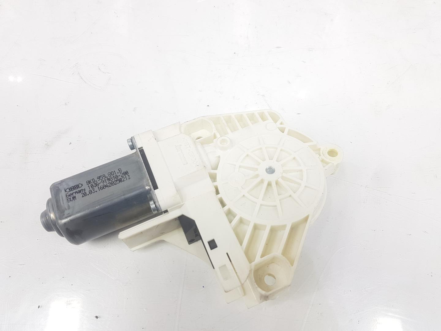 AUDI A7 C7/4G (2010-2020) Rear Right Door Window Control Motor 8K0959801B, 8K0959801B, SOLOMOTOR 19761583